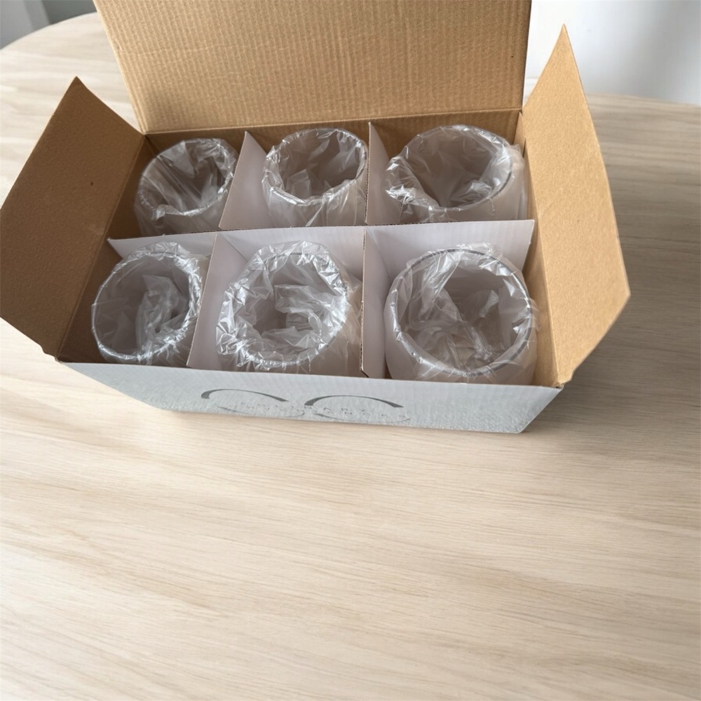 Elegant Clear Stemless Wine Glass - Picture 2 of 3
